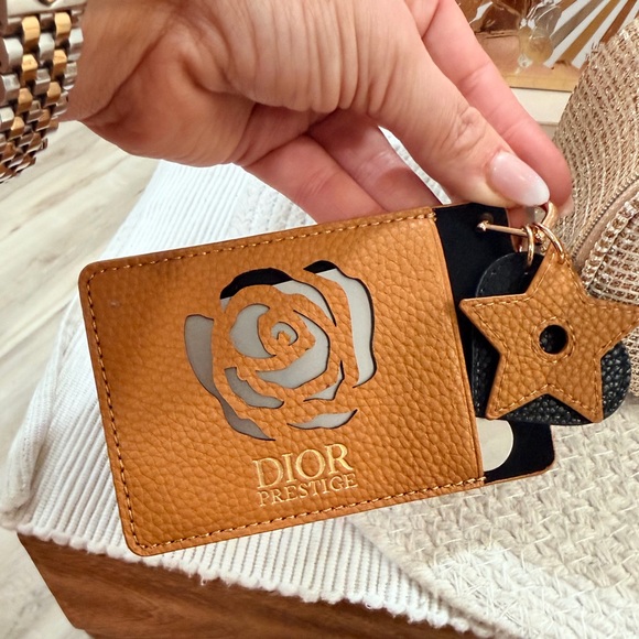 Dior 2025 Holiday GWP Cosmetic Case, Card Mirror with Dior Dust bag and GIFT BAG - Picture 9 of 16